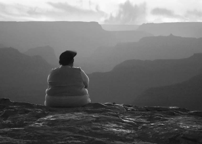 12Melancholia  nad Grand CanyonPr30x42